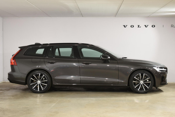 Volvo V60 T6 350PK Automaat AWD Plus Dark / Navigatie / 360 Camera / Panorama Dak / Adaptieve Cruise Control / Harman Kardon / Elektrische Stoelen / LM Velgen / Trekhaak /