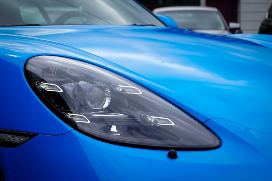 Porsche 718 Cayman 2.0 / Sportuitlaat / Sportchrono / 20'' / Wrap (Origineel Lava Oranje)