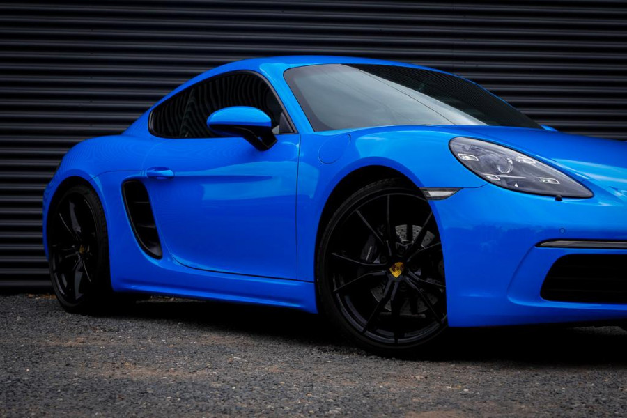 Porsche 718 Cayman 2.0 / Sportuitlaat / Sportchrono / 20'' / Wrap (Origineel Lava Oranje)