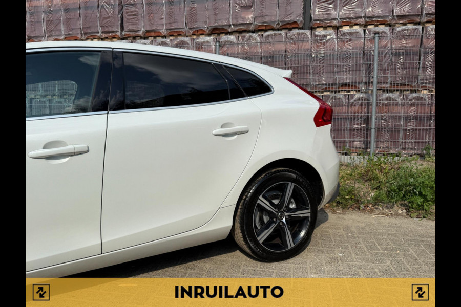 Volvo V40 2.0 T4 R-Design|NAP|Leder|Pano|Cam|Onderhoud|