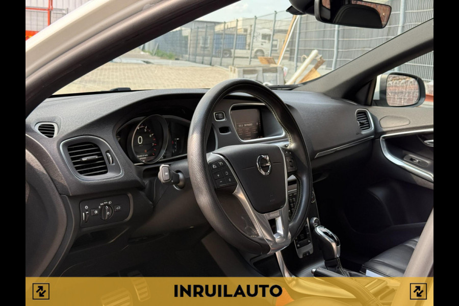 Volvo V40 2.0 T4 R-Design|NAP|Leder|Pano|Cam|Onderhoud|