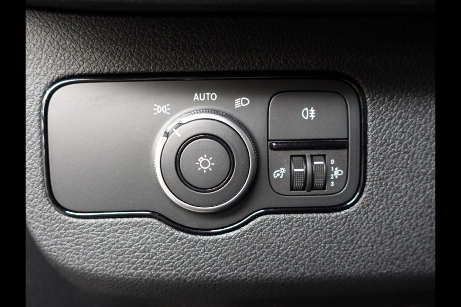 Mercedes-Benz Sprinter 315 L2H2 Automaat Cruise Navi Trekhaak