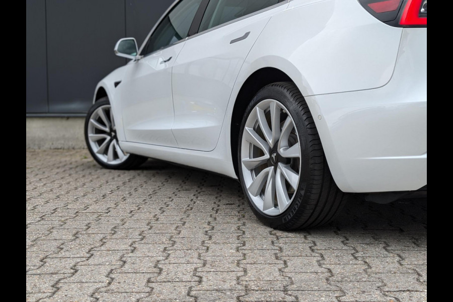 Tesla Model 3 Standard RWD Plus 60 kWh PANO LEDER AUTOPILOT