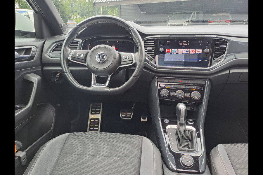 Volkswagen T-Roc 2.0 TSI 190PK 4Motion Sport | R-line | Pano | Navi | App-connect | Trekhaak | Stoelverwarming | Virtual | Camera | Vol |