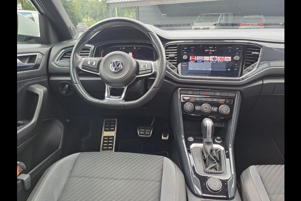 Volkswagen T-Roc 2.0 TSI 190PK 4Motion Sport | R-line | Pano | Navi | App-connect | Trekhaak | Stoelverwarming | Virtual | Camera | Vol |