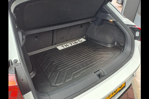 Volkswagen T-Roc 2.0 TSI 190PK 4Motion Sport | R-line | Pano | Navi | App-connect | Trekhaak | Stoelverwarming | Virtual | Camera | Vol |