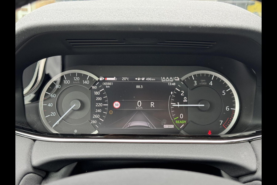 Land Rover Range Rover Evoque P300e AWD R-Dynamic SE