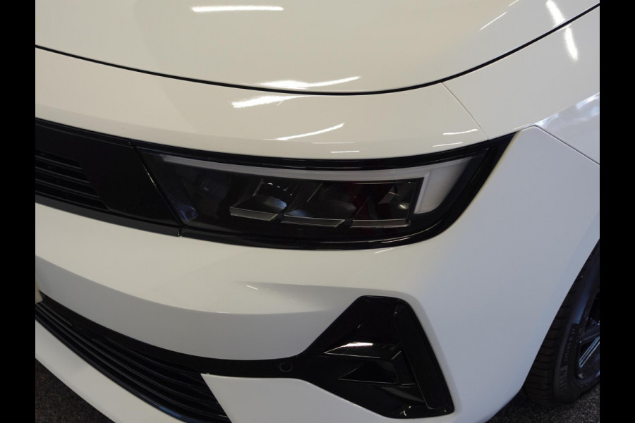 Opel Astra 1.2 130pk GS Line Automaat Opel Astra 1.2 GS Line | Climate control | Adaptive cruise control | LED | Voorstoelen verwarmd | Stuurwiel verwarmd | Achteruitrij camera 360* | Sfeer verlichting | Apple carplay/ Andriod auto
