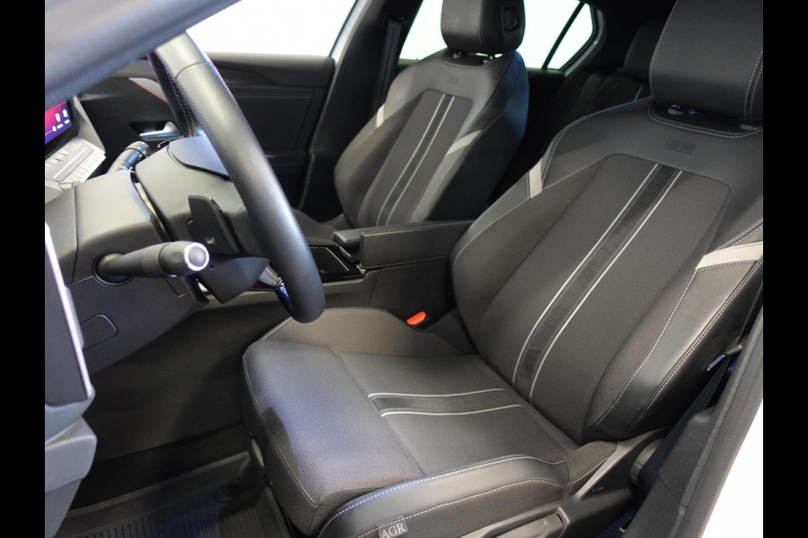 Opel Astra 1.2 130pk GS Line Automaat Opel Astra 1.2 GS Line | Climate control | Adaptive cruise control | LED | Voorstoelen verwarmd | Stuurwiel verwarmd | Achteruitrij camera 360* | Sfeer verlichting | Apple carplay/ Andriod auto