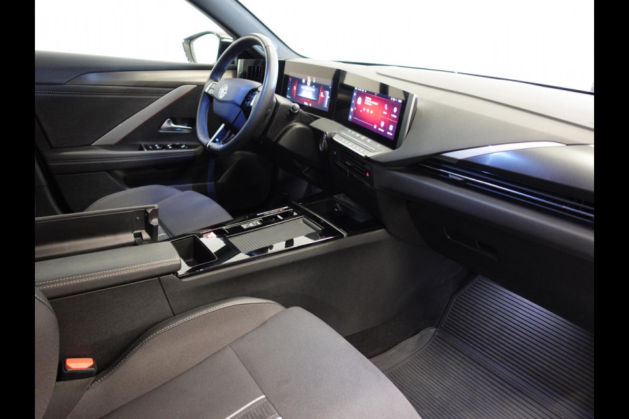 Opel Astra 1.2 130pk GS Line Automaat Opel Astra 1.2 GS Line | Climate control | Adaptive cruise control | LED | Voorstoelen verwarmd | Stuurwiel verwarmd | Achteruitrij camera 360* | Sfeer verlichting | Apple carplay/ Andriod auto