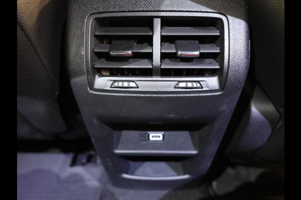 Opel Astra 1.2 130pk GS Line Automaat Opel Astra 1.2 GS Line | Climate control | Adaptive cruise control | LED | Voorstoelen verwarmd | Stuurwiel verwarmd | Achteruitrij camera 360* | Sfeer verlichting | Apple carplay/ Andriod auto