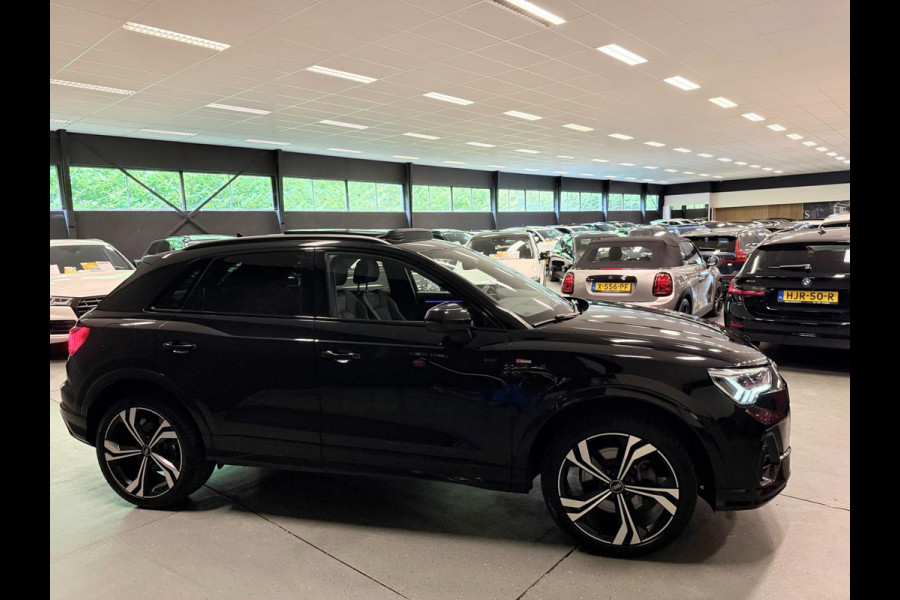 Audi Q3 45 TFSI e S-LINE BLACK-EDITION 20'' PANO/LED/DAB/SFEERVERL/LEDER/STOEL-M/SONOS///