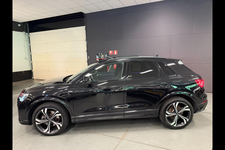 Audi Q3 45 TFSI e S-LINE BLACK-EDITION 20'' PANO/LED/DAB/SFEERVERL/LEDER/STOEL-M/SONOS///