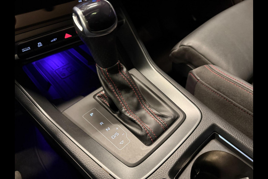 Audi Q3 45 TFSI e S-LINE BLACK-EDITION 20'' PANO/LED/DAB/SFEERVERL/LEDER/STOEL-M/SONOS///