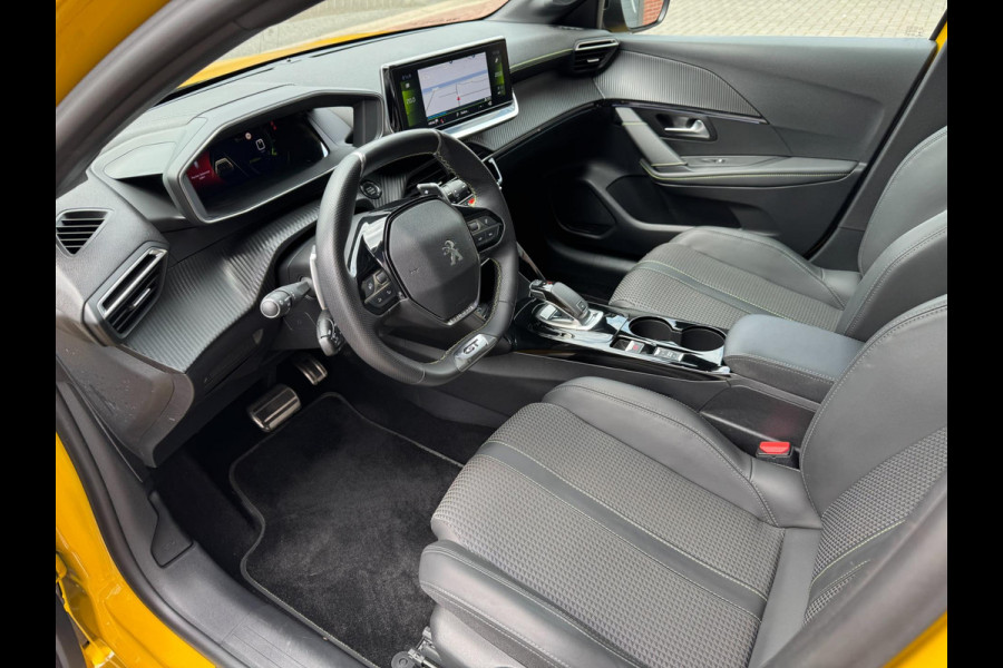 Peugeot 208 1.2 PureTech AUT GT-Line LED Pano 360Cam Carplay