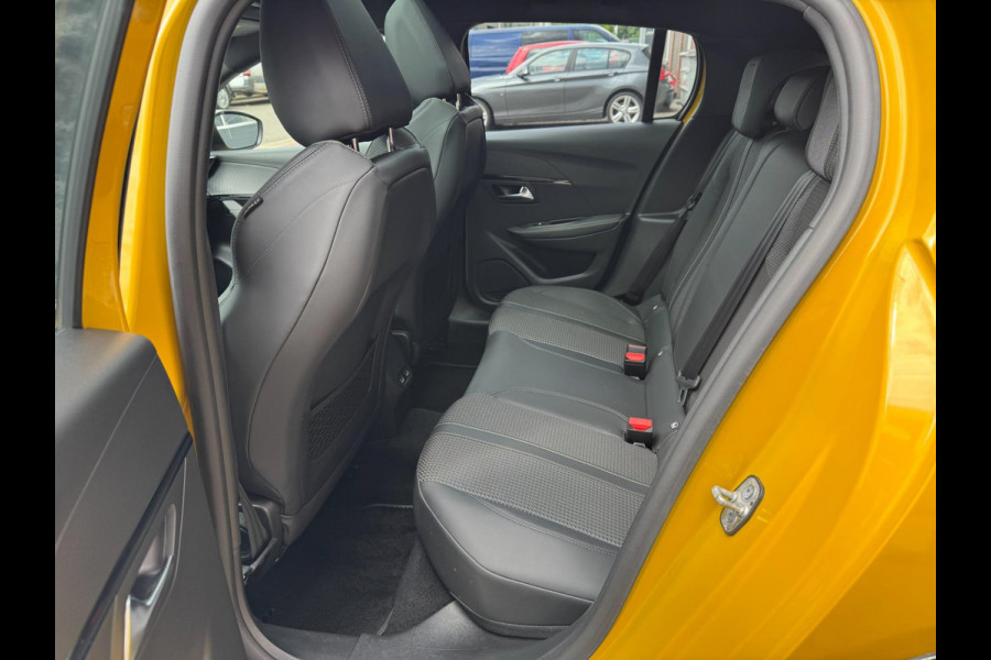 Peugeot 208 1.2 PureTech AUT GT-Line LED Pano 360Cam Carplay