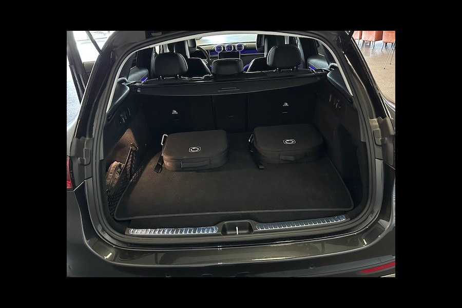 Mercedes-Benz GLC 300e 4 Matic Avantgarde Advanced-DIGITAL LIGHT-MEMORY-DISTRONIC-COMPL.