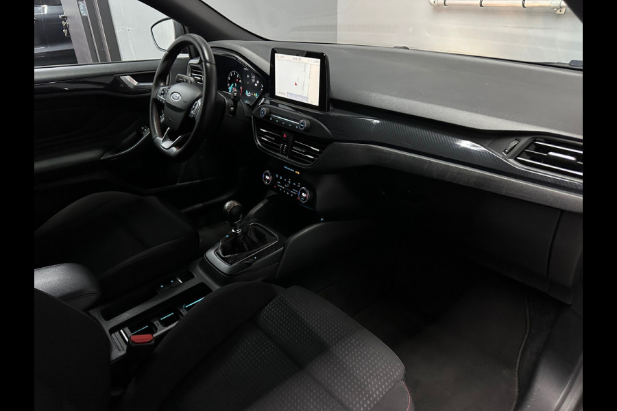 Ford Focus 1.0 EcoBoost ST Line Business