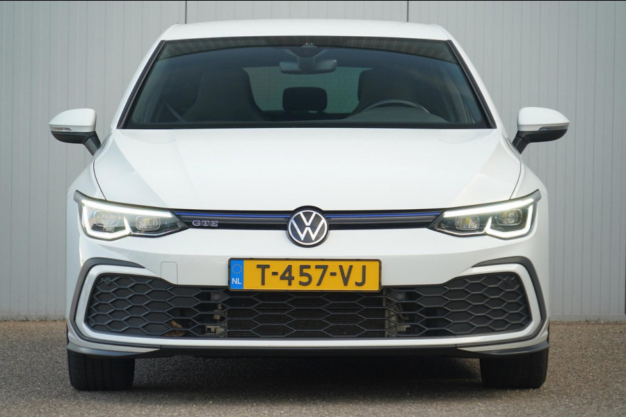 Volkswagen Golf 1.4 eHybrid GTE / Navigatie / Cruise / 18 Inch LMV / Adaptieve Cruise
