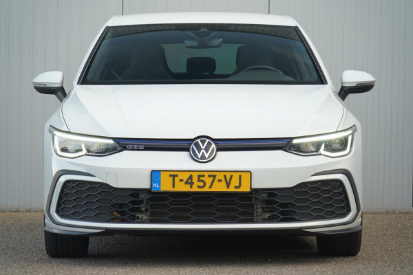 Volkswagen Golf 1.4 eHybrid GTE / Navigatie / Cruise / 18 Inch LMV / Adaptieve Cruise