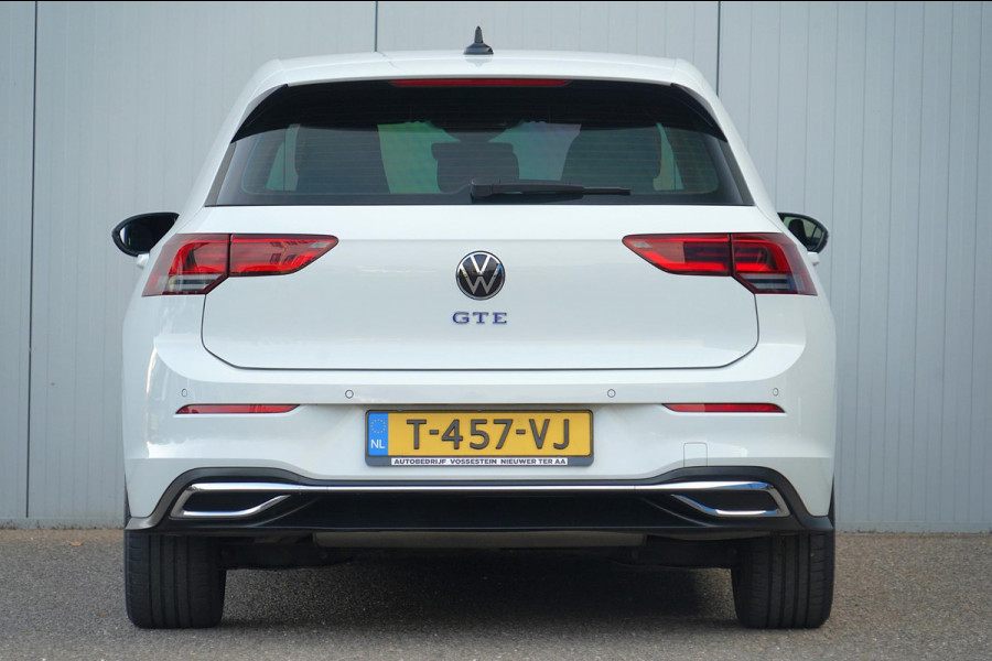 Volkswagen Golf 1.4 eHybrid GTE / Navigatie / Cruise / 18 Inch LMV / Adaptieve Cruise