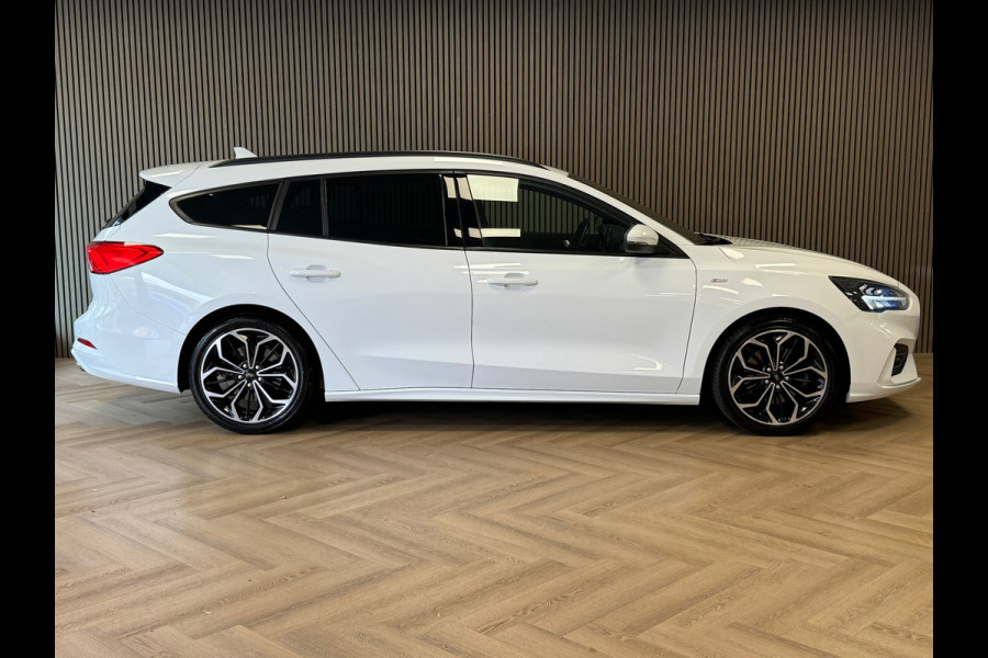 Ford FOCUS Wagon 1.0 EcoBoost ST Line Business NAVIGATIE APPLE CARPLAY AIRCO PDC CRUISE START/STOP LANE-ASSIST KEYLESS-GO