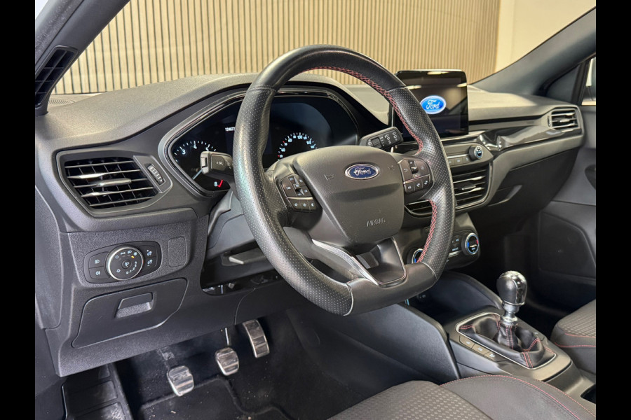 Ford FOCUS Wagon 1.0 EcoBoost ST Line Business NAVIGATIE APPLE CARPLAY AIRCO PDC CRUISE START/STOP LANE-ASSIST KEYLESS-GO