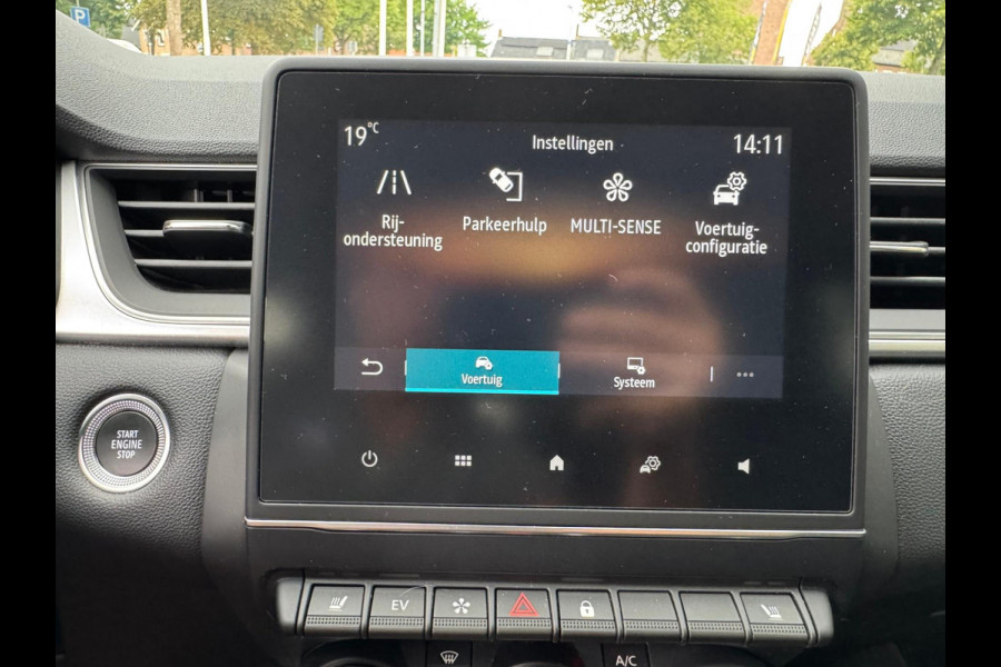 Renault Captur 1.6 E-Tech full hybrid 145 techno Navi / Stoel verwarming / Clima / Full LED