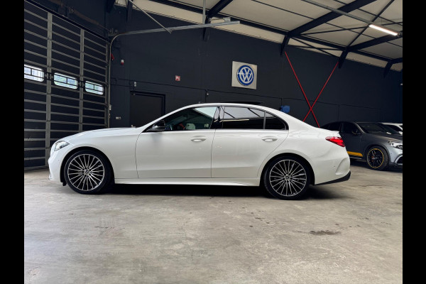 Mercedes-Benz C-Klasse 200 AMG PANO-CAMERA-SFEER-CARPLAY