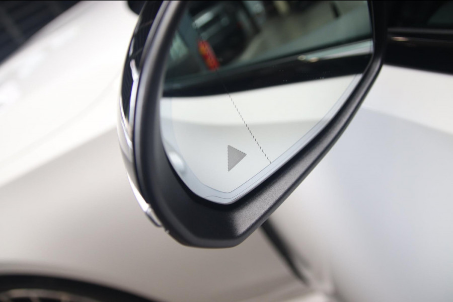 Mercedes-Benz C-Klasse 200 AMG PANO-CAMERA-SFEER-CARPLAY