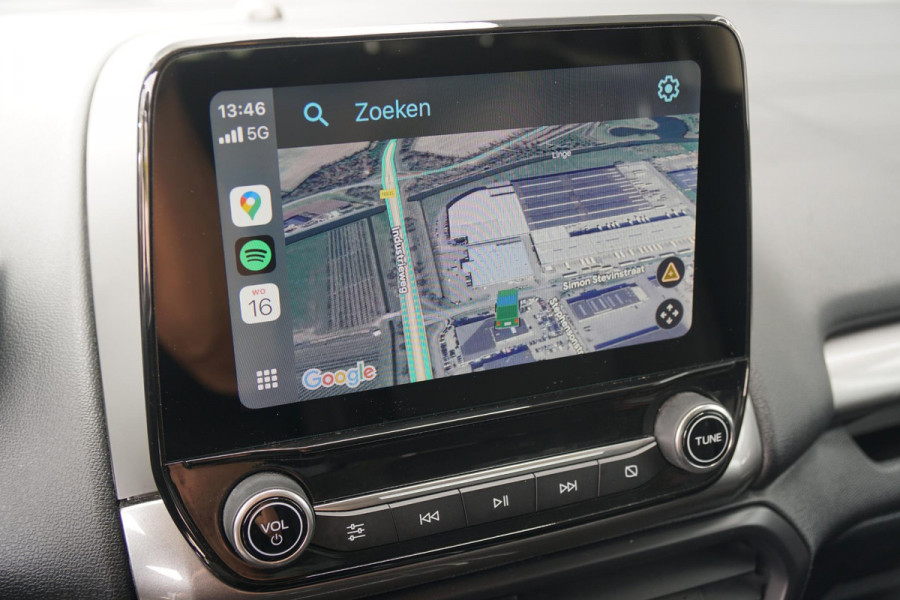 Ford EcoSport 1.0 EcoBoost Titanium + CAMERA / SENSOREN / STOEL, STUURWIEL & VOORRUITVERWARMING