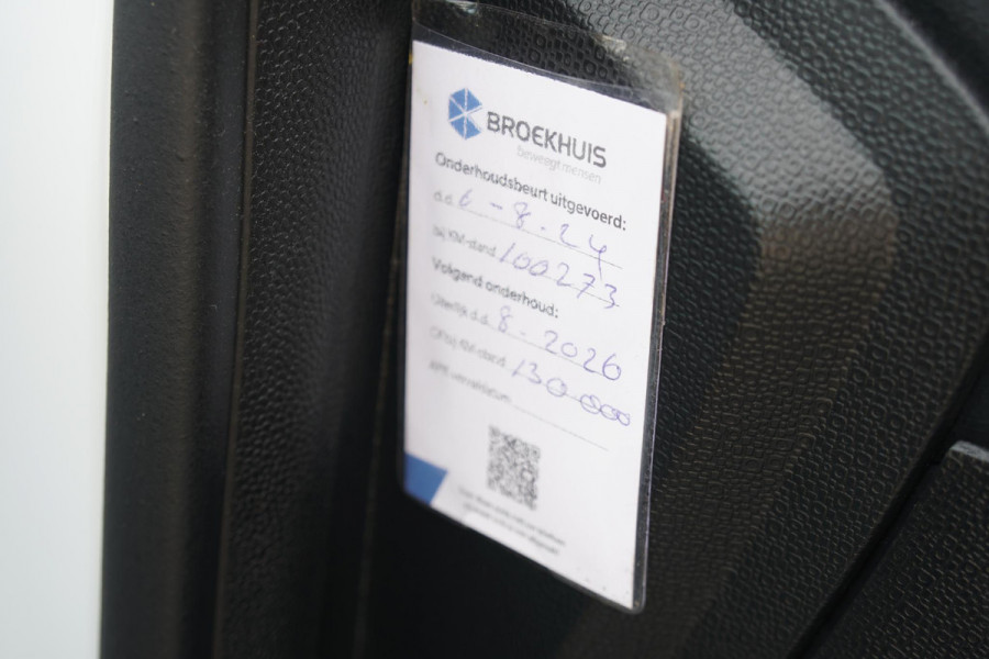 Ford EcoSport 1.0 EcoBoost Titanium + CAMERA / SENSOREN / STOEL, STUURWIEL & VOORRUITVERWARMING