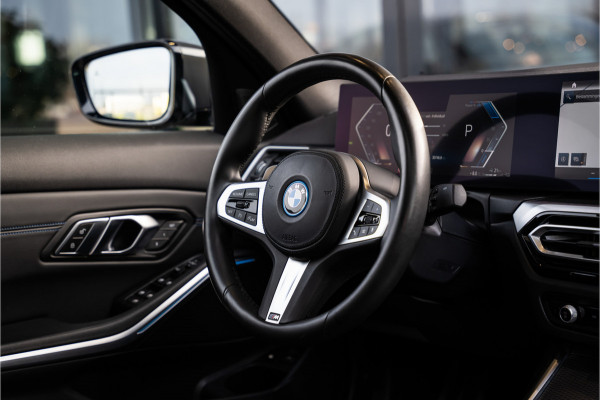 BMW 3-serie 330e G21 - M Sport | Panorama | Keyless | HUD | Cruise Control