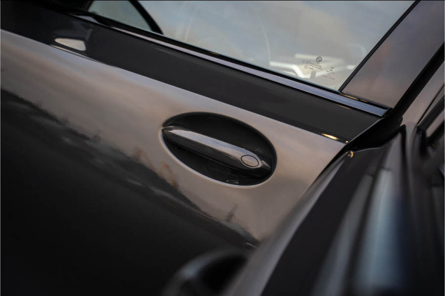 BMW 3-serie 330e G21 - M Sport | Panorama | Keyless | HUD | Cruise Control