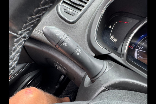 Renault Scénic TCe 140 Bose Sound / Navi / Camera / Massagestoel