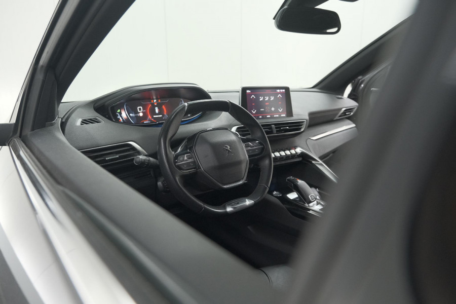 Peugeot 3008 1.6 PureTech 180 GT Line | Camera | Dodehoekdetectie | Adaptieve Cruise Control | Elektronische Kofferklep