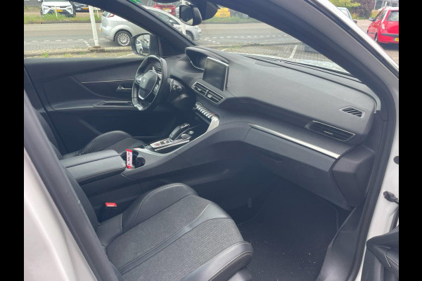 Peugeot 5008 1.2 PureTech GT-Line Avantage / panoramadak / trekhaak