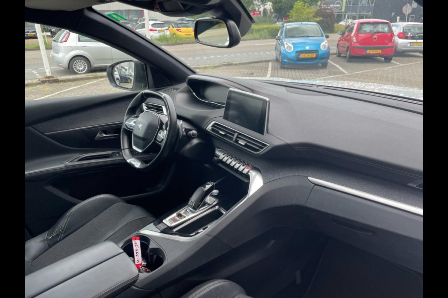 Peugeot 5008 1.2 PureTech GT-Line Avantage / panoramadak / trekhaak