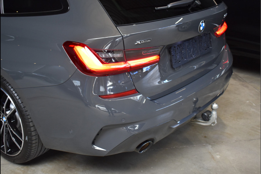 BMW 3 Serie Touring 330e xDrive M-Sport 292 Pk Pano Memory Head-Up Laser Vol Leder 19 Inch