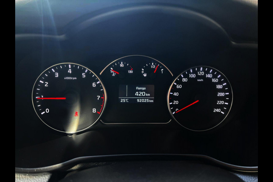 Kia Carens 1.6 GDi DynamicLine 7pers_carplay_camera_Cruise_Clima