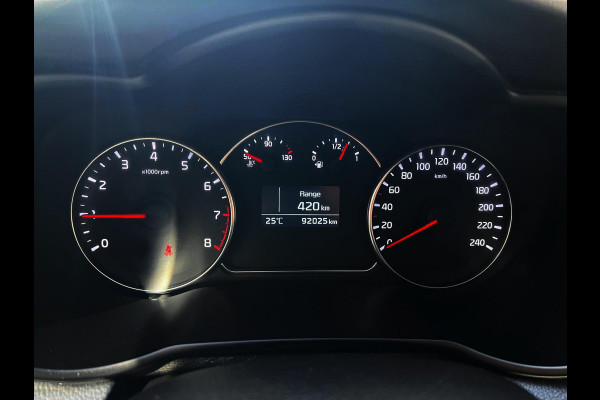 Kia Carens 1.6 GDi DynamicLine 7pers_carplay_camera_Cruise_Clima