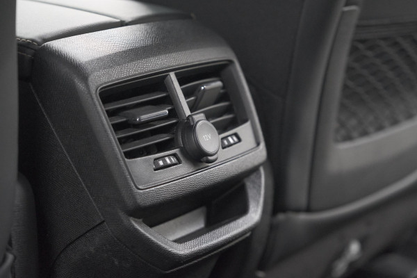 Peugeot 3008 1.6 PureTech 180 GT Line | Camera | Dodehoekdetectie | Adaptieve Cruise Control | Elektronische Kofferklep