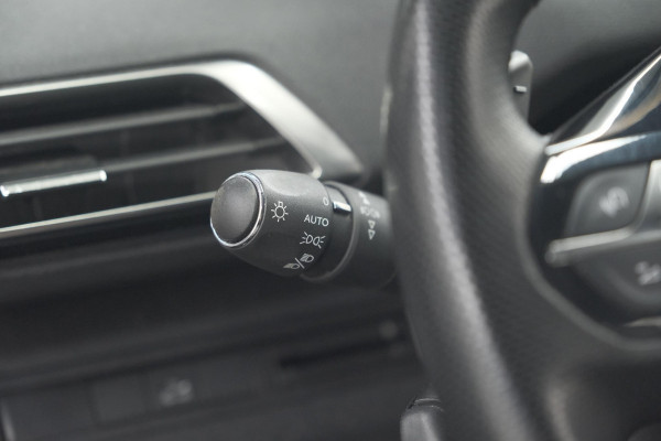 Peugeot 3008 1.6 PureTech 180 GT Line | Camera | Dodehoekdetectie | Adaptieve Cruise Control | Elektronische Kofferklep