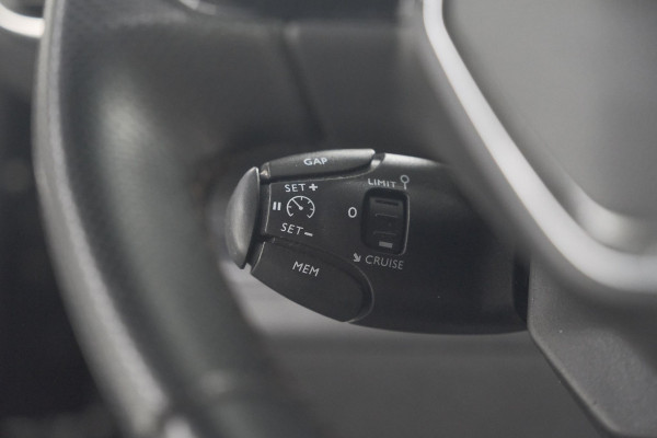 Peugeot 3008 1.6 PureTech 180 GT Line | Camera | Dodehoekdetectie | Adaptieve Cruise Control | Elektronische Kofferklep