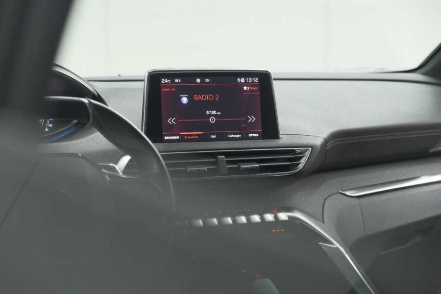 Peugeot 3008 1.6 PureTech 180 GT Line | Camera | Dodehoekdetectie | Adaptieve Cruise Control | Elektronische Kofferklep