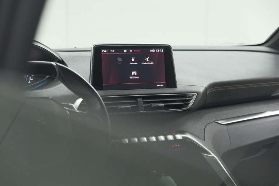 Peugeot 3008 1.6 PureTech 180 GT Line | Camera | Dodehoekdetectie | Adaptieve Cruise Control | Elektronische Kofferklep