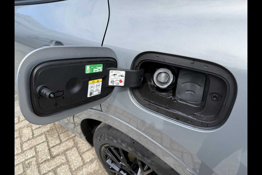 Ford Kuga 2.5 PHEV ST-Line X 243pk | Driver Assistance pack | Matrix LED | Black Package | Wegklapbare Trekhaak | Panoramadak | Winterpack | 2.100kg Trekgewicht