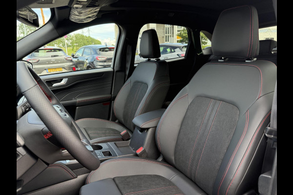 Ford Kuga 2.5 PHEV ST-Line X 243pk | Driver Assistance pack | Matrix LED | Black Package | Wegklapbare Trekhaak | Panoramadak | Winterpack | 2.100kg Trekgewicht