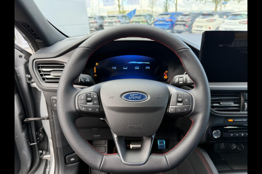 Ford Kuga 2.5 PHEV ST-Line X 243pk | Driver Assistance pack | Matrix LED | Black Package | Wegklapbare Trekhaak | Panoramadak | Winterpack | 2.100kg Trekgewicht