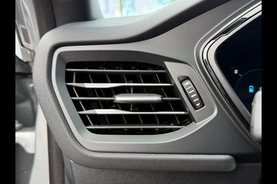 Ford Kuga 2.5 PHEV ST-Line X 243pk | Driver Assistance pack | Matrix LED | Black Package | Wegklapbare Trekhaak | Panoramadak | Winterpack | 2.100kg Trekgewicht